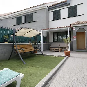 https://chalet-jessica-luxury-holiday.in-canary-islands.com